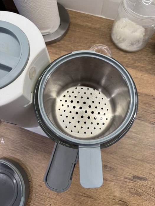 Пароварка блендер beaba babycook