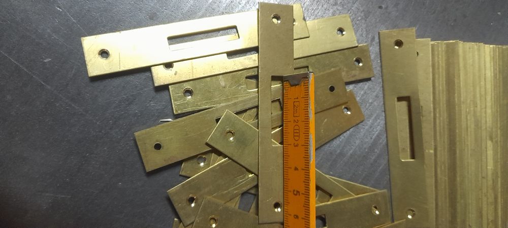 Szuflady drzwiczki Mosiężne zamknięcia