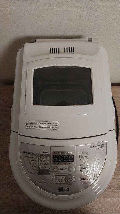 Хліблопічка LG HB-206CE як нова