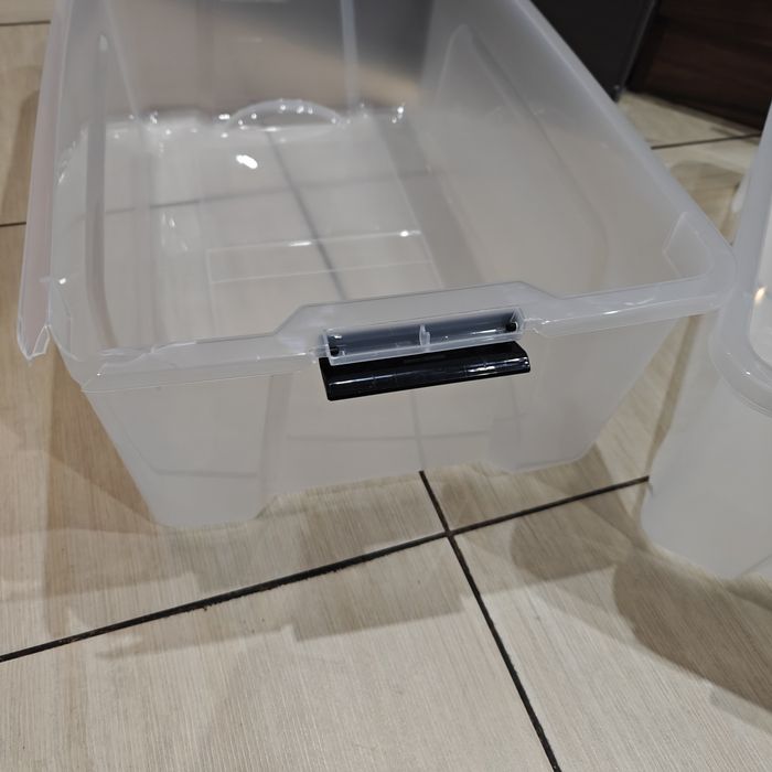 3 pojemniki plastikowe organizer z pokrywą.