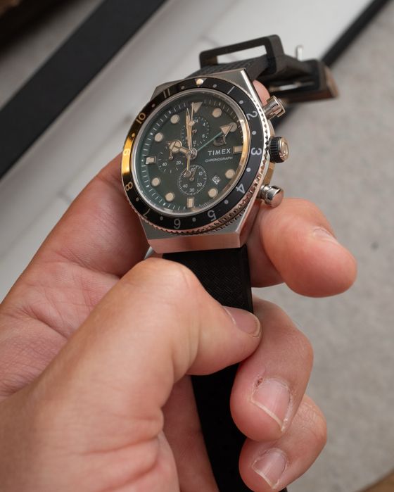 Zegarek Timex Q Three Time Zone Chronograph