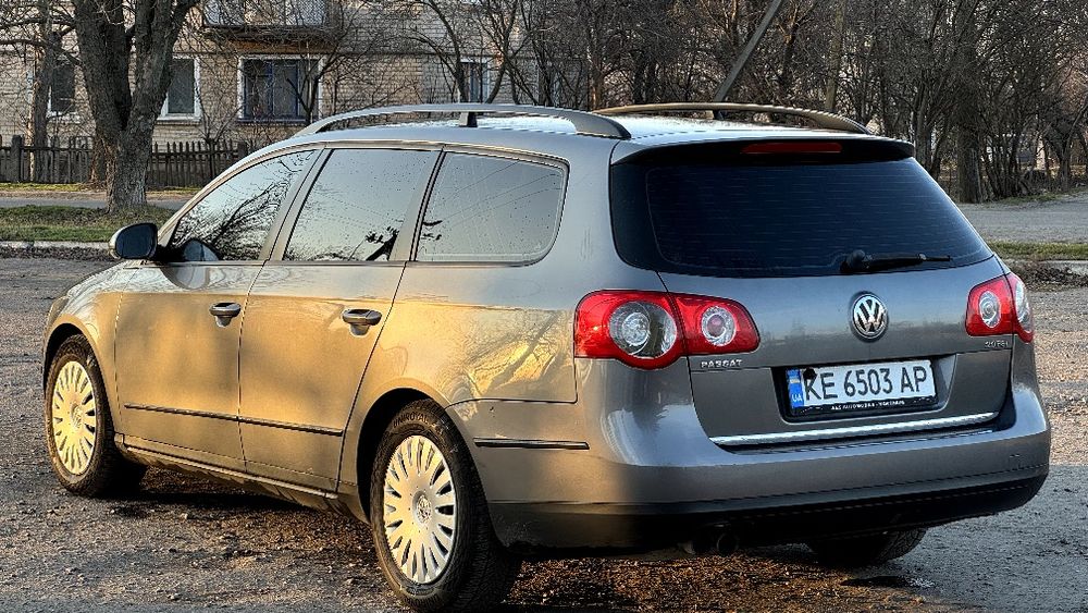 Легендарний В6! 2.0 Бензин
2007 рік