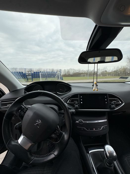 Peugeot 308 2018 1.5blueHDI