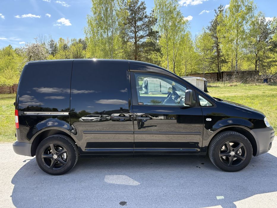 VW Caddy 1.9 105 km klimatyzacja