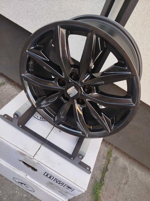 B013# Felgi aluminiowe 7.0" x 17" 5x112 ET 35  Seat