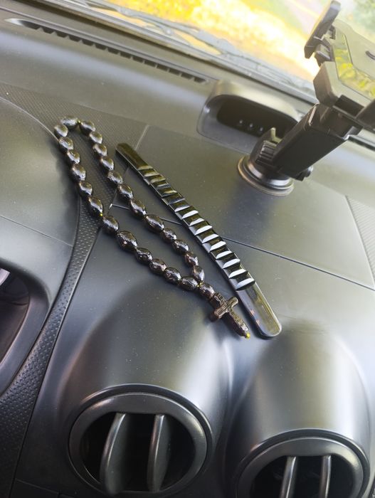 Четки  дерево монашки