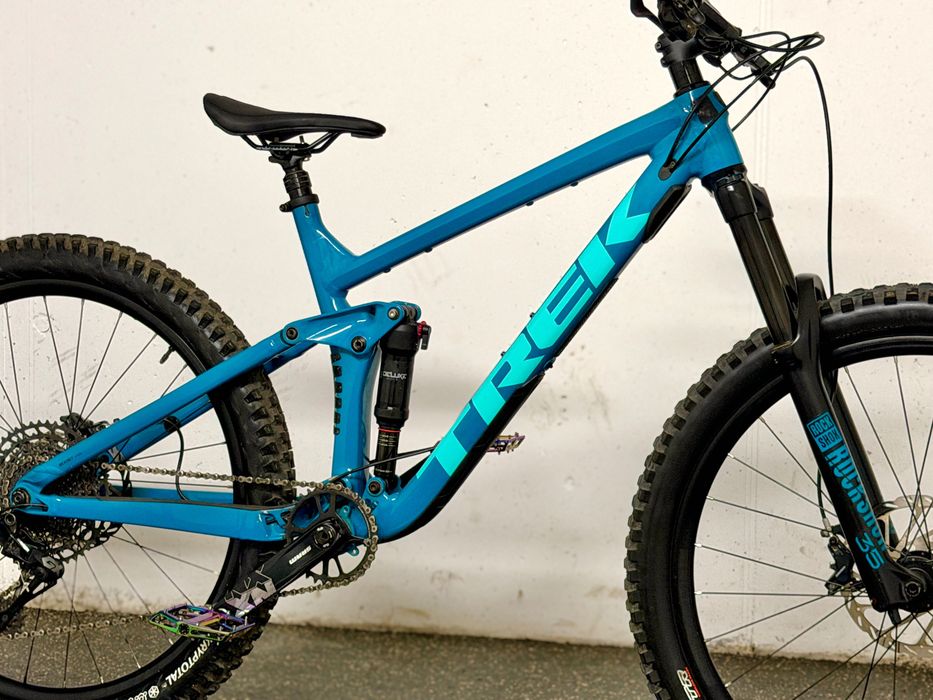 Trek Remedy 7 •  S | 27,5 • 2021 • RS Deluxe • Sram GX • Bontrager •