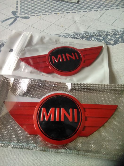 Emblema / simbolo "mini"