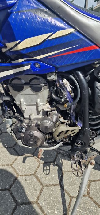 WR450f YAMAHA supermotard