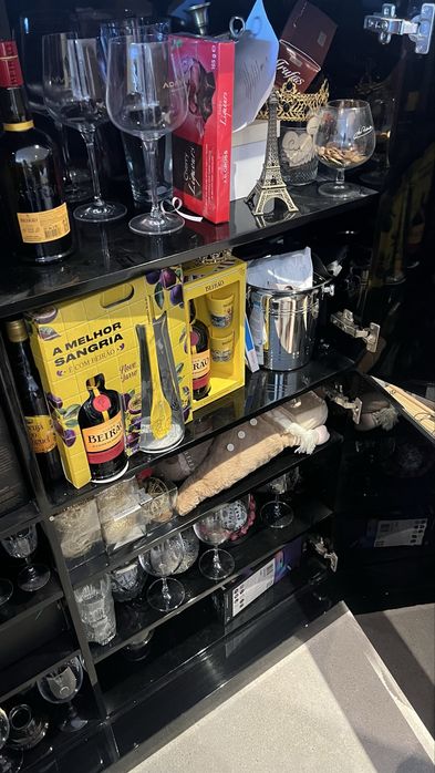 Aparador / Garrafeira