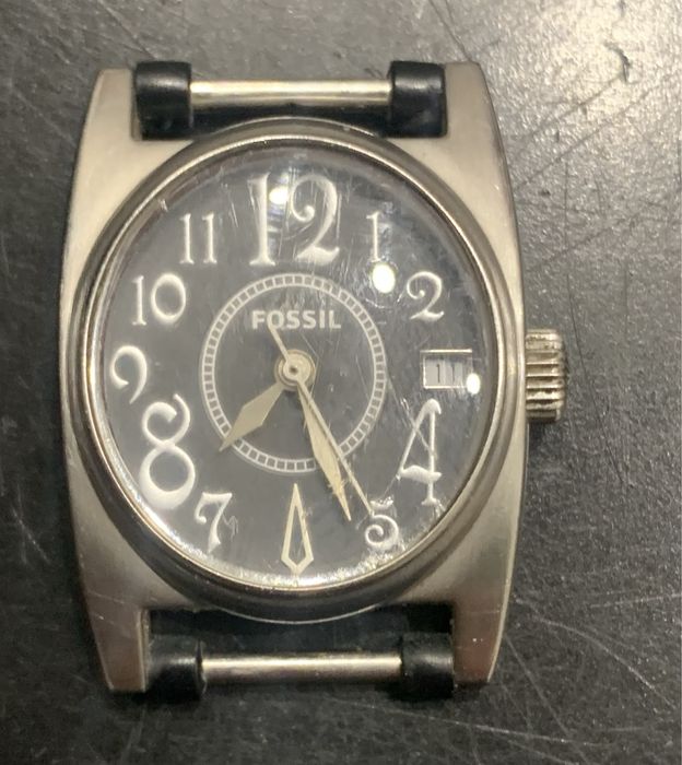 Часы женские Fossil