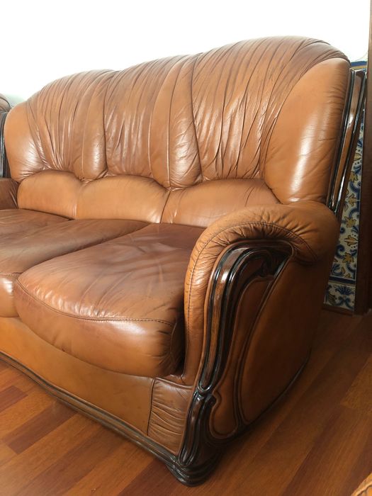 Sofá de cabedal 3 lugares com cama