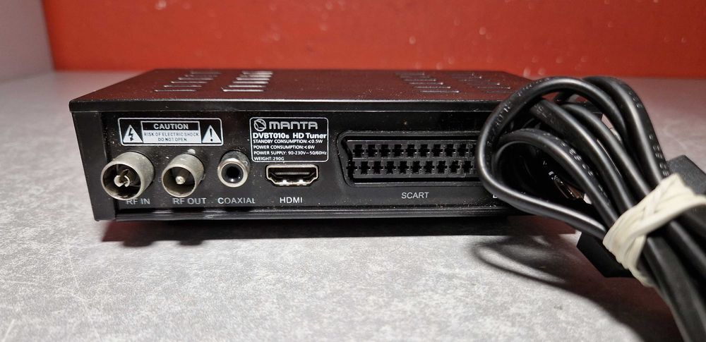 Dekoder tuner Manta DVBT010S HD z pilotem