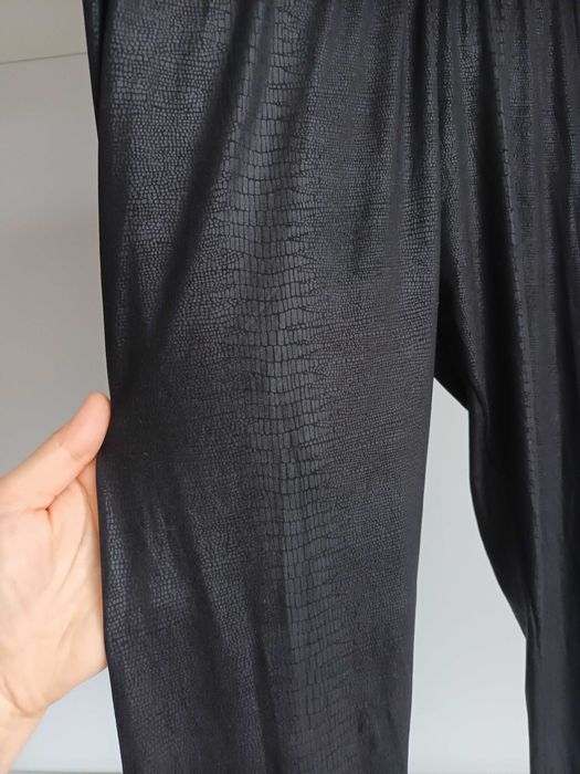 Legginsy getry S/M 36/38 z zapiętkani z zapiętkiem czarne Marilyn