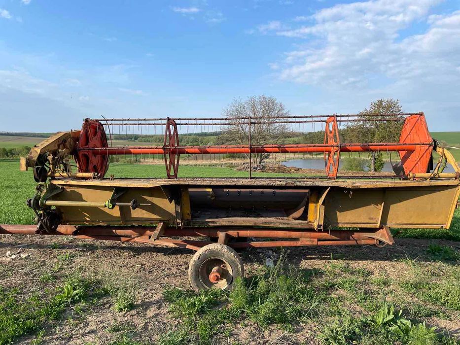 Комбайн Clas Dominator 106