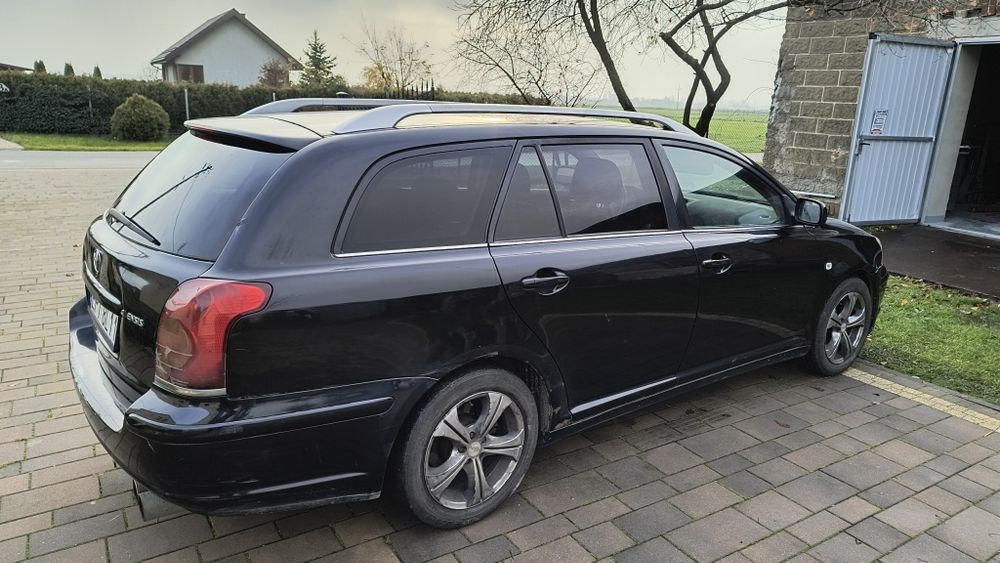 Toyota Avensis Kombi 1,8 , gaz