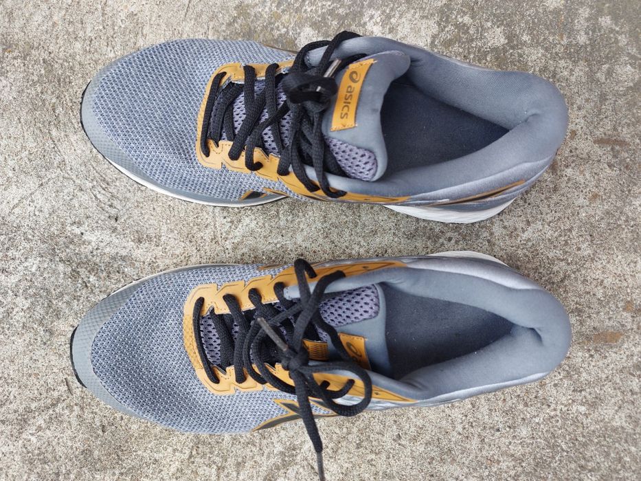 Кроссівки Asics 43,5р