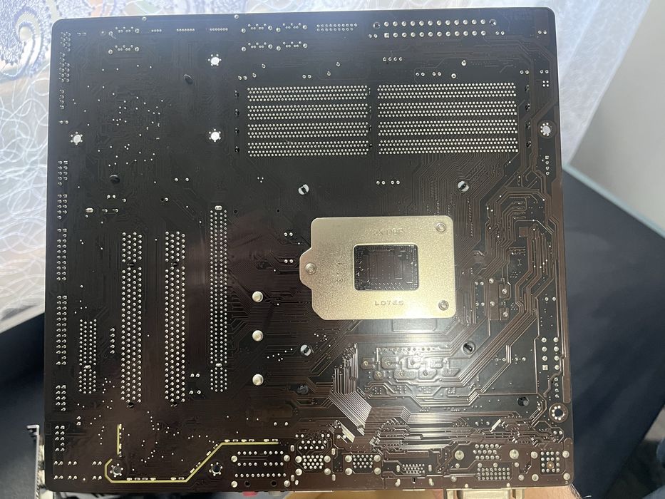 Sprzedam plyte głowna z procesorem