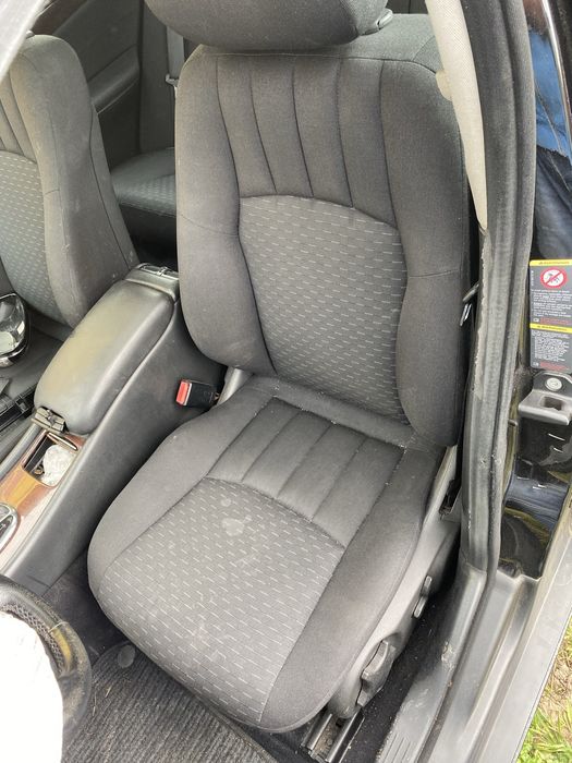 Mercedes c klasa w203 kombi komplet foteli  bdb stan