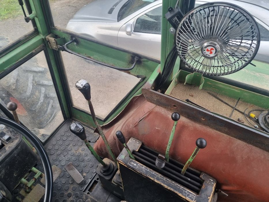 Ciągnik Fendt 610LS