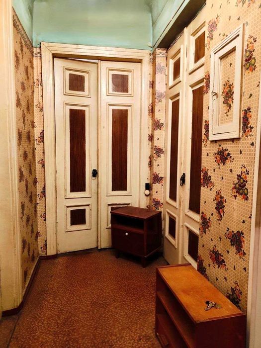 Продам 3кім. біля метро ХТЗ (вул. Миру, 20). Розглядаємо Ваучери,Сертифікати!