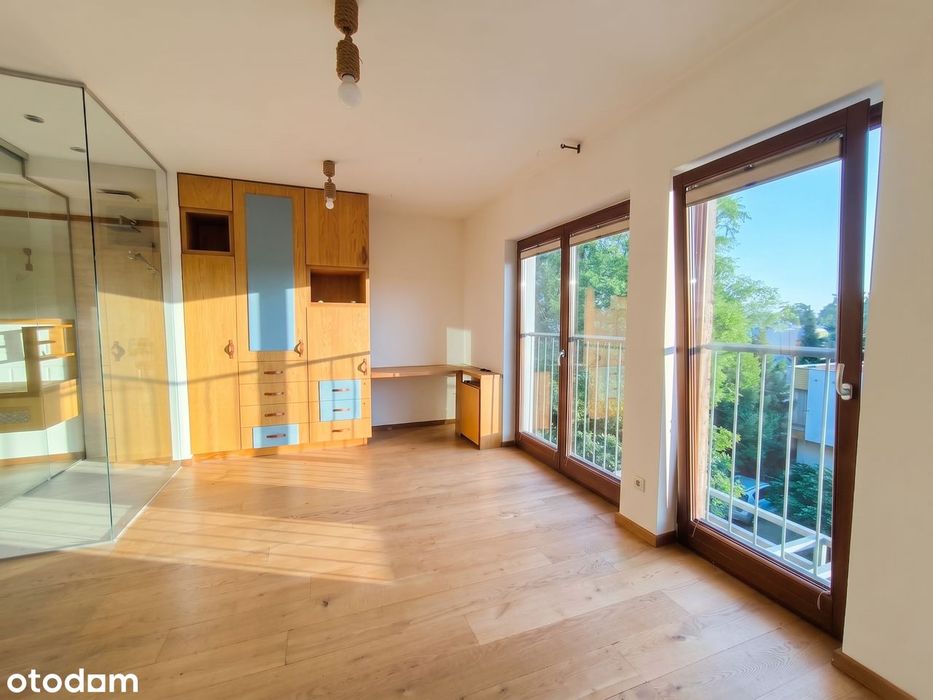 Apartament dwupoziomowy, z miejscem postojowym i komórką lokatorską !