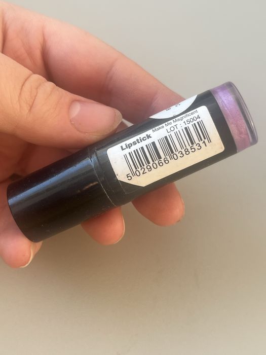Fioletowa Szminka Makeup Revolution Atomic Shade
