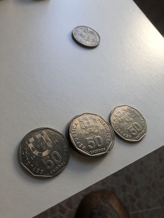 35 Moedas 50 escudos