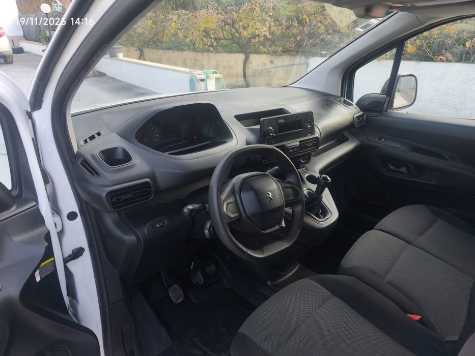 Peugeot partner 1.6 HDI (reservada )