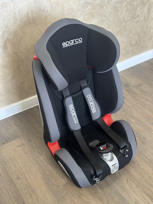 Дитяче автокрісло Sparco 9-36 кг