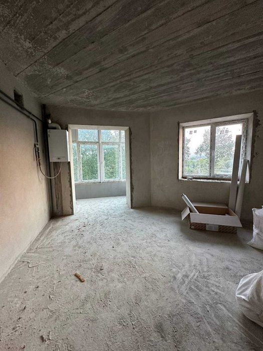 Продається 2 кім квартира в м.Богородчани.