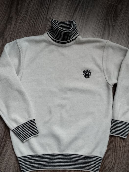 Продам чоловічий теплий светер.