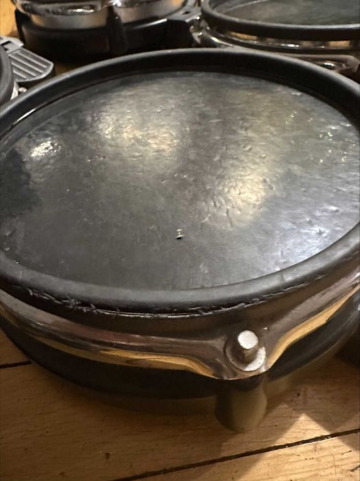 Perkusja elektroniczna Alesis DM5 Pro - w pełni sprawny zestaw