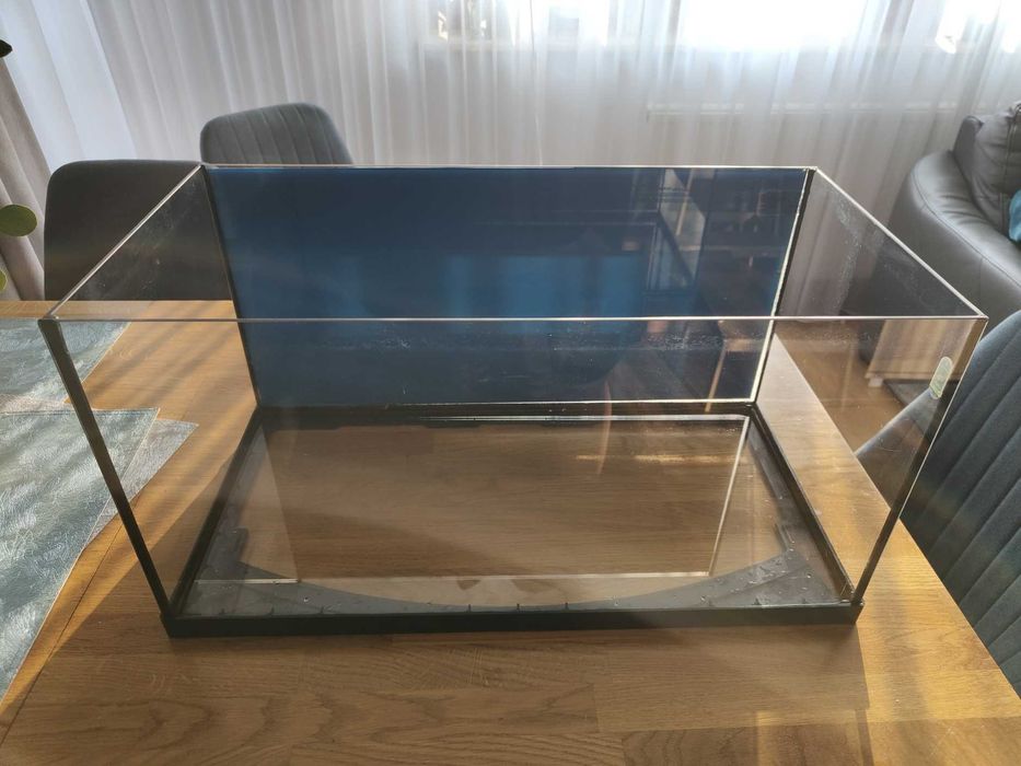 Zestaw akwarystyczny do hodowli rybek i krewetek