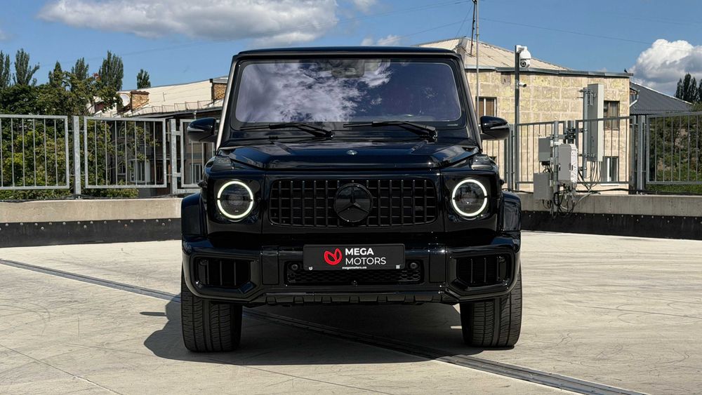 Mercedes-Benz G550