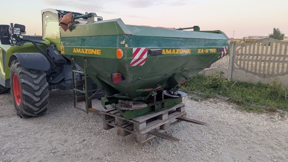 Rozsiewacz nawozu amazone za-u 1501