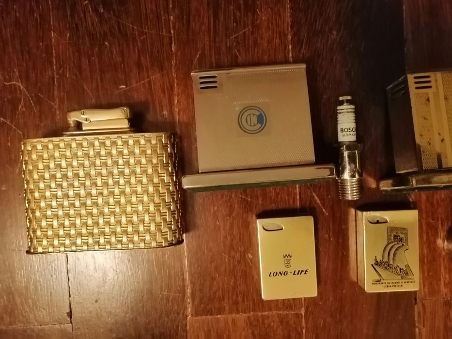 Isqueiros a gasolina vintage