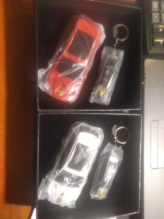 Запальничка зажигалка брелок авто Порше