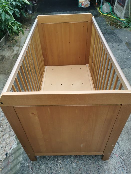 Berço Bebé com colchão IKEA