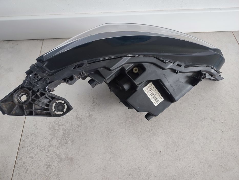 Lampa Reflektor Lewy Przód Peugeot 2008 II Full Led 22r Oryginał