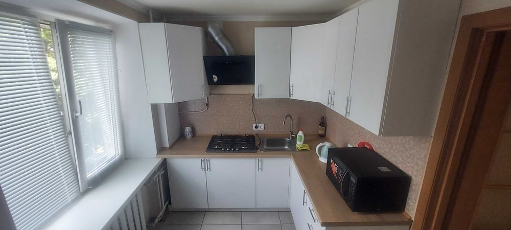 Здається подобово однокімнатна квартира у Глевасі