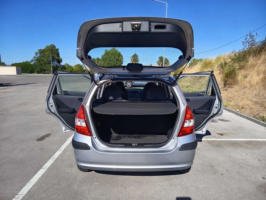 Honda Jazz 2002 Bom estado