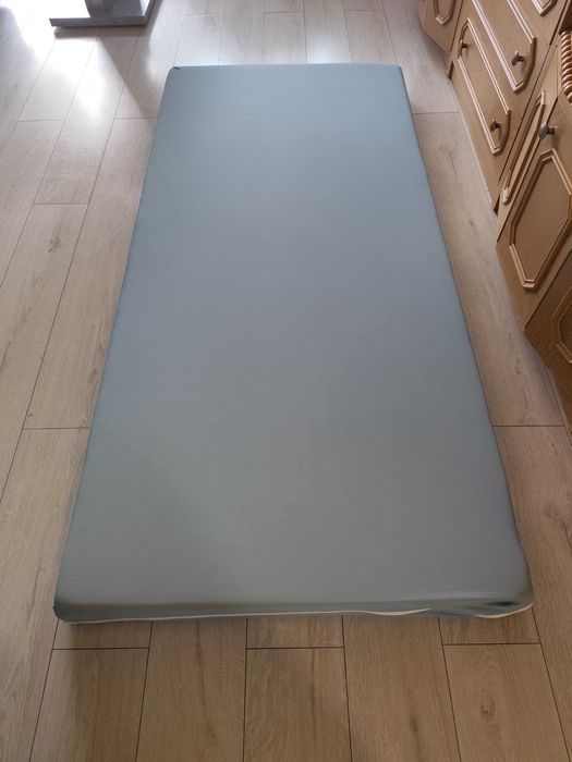 Materac piankowy do łóżka rehabilitacyjnego