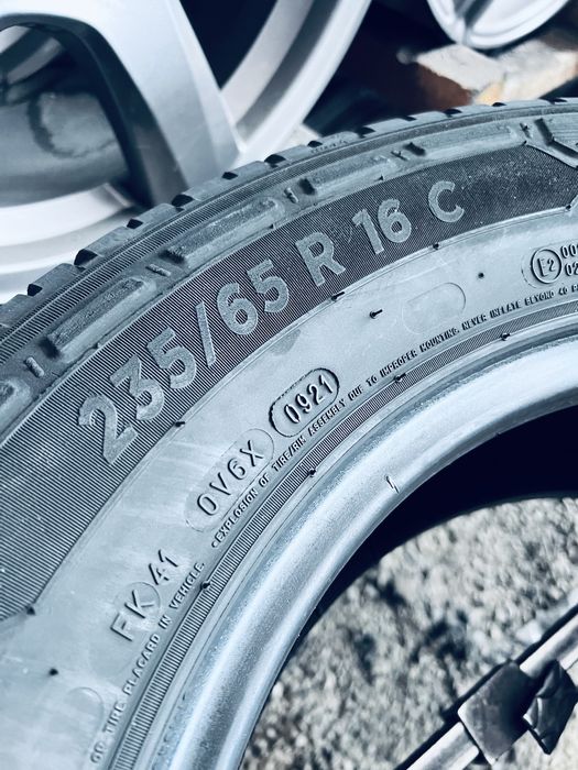 Шини Резина Літні 235 65 16C Michelin Agilis3 2шт