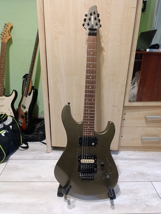 Электрогитара Yamaha RGX 220 DZ