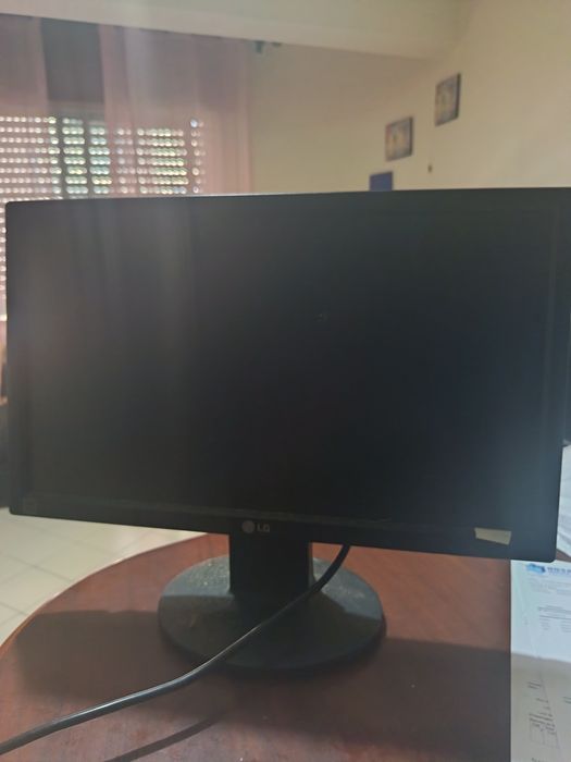 LG Flatron 19 polegadas