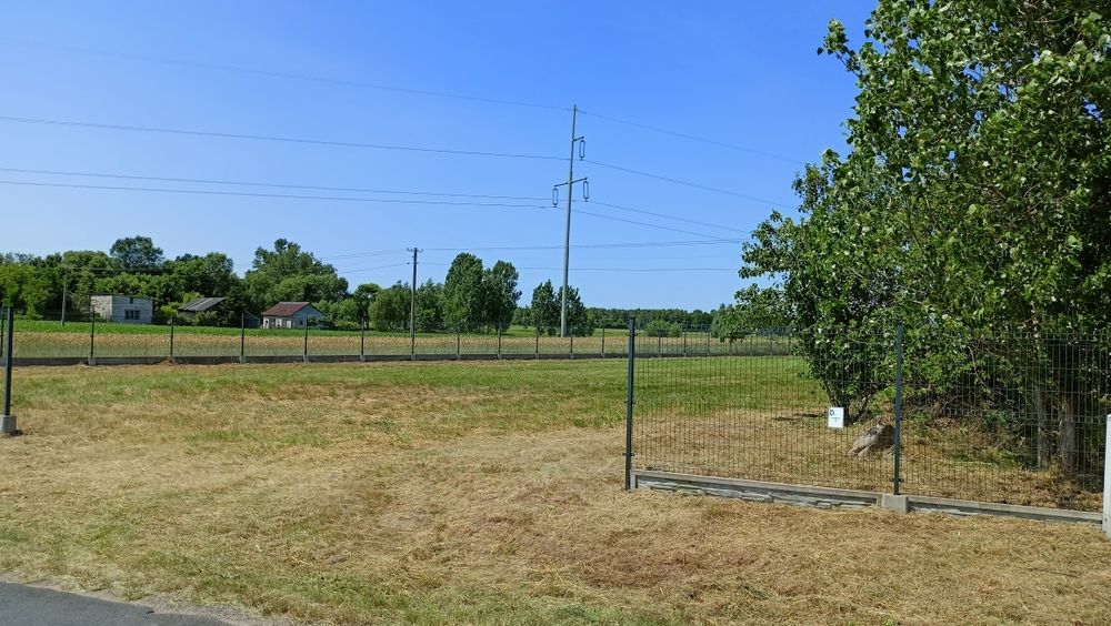 Działka budowlana z WZ ,uzbrojona m. Lipki gm. Poddębice 2049 m² - Widok 4