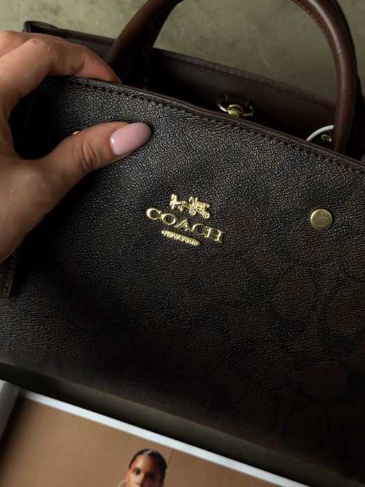 Сумка жіноча Coach через плече коричневий, чорний, бежевий