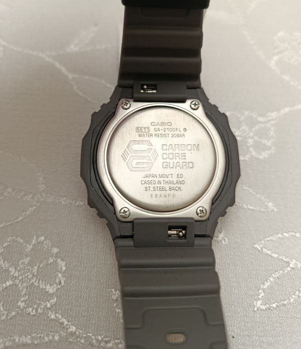 Годинник Casio G-Shock GA-2100FL-8A Новий Оригінал