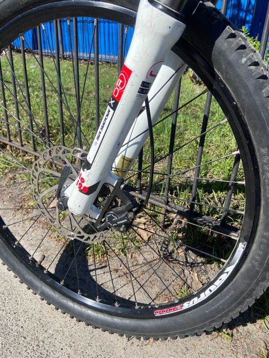 Двопідвіс, двухподвес, Lapierre